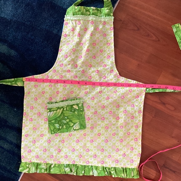 Little girl’s apron - Picture 3 of 4